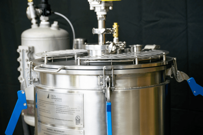 The Cup 30 cannabis extraction system